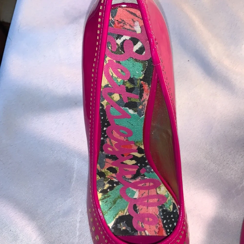 Betsy Johnson peep-toe pumps Hot pink